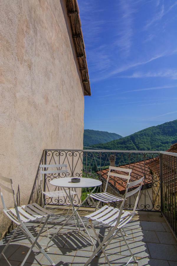 Agriturismo Casa Turchetti Comano  Экстерьер фото